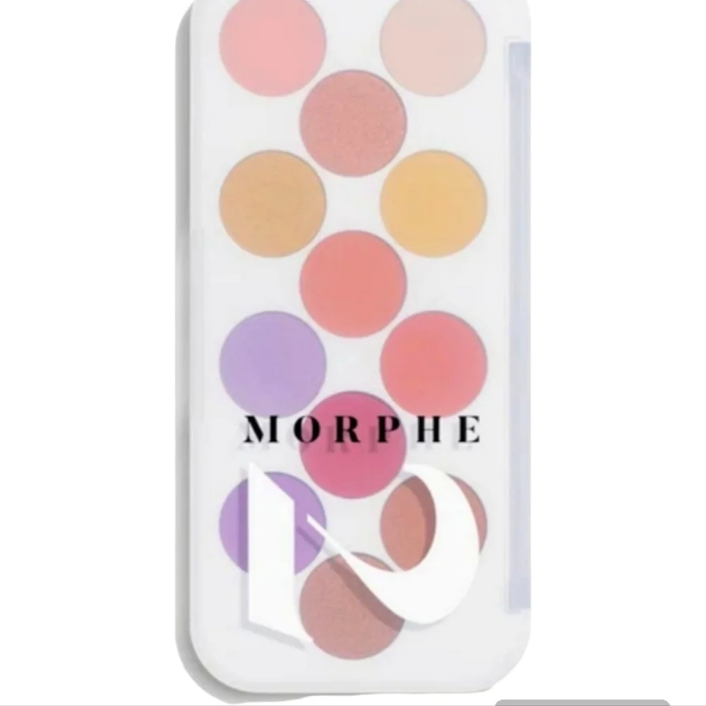 Morphe 2 Ready for Nothing‎ 12-pan Eye Shadow SOCIAL BUTTERFLY